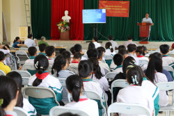 BẢO VỆ TRẺ EM TRƯỚC NHỮNG TÁC ĐỘNG CỦA NGÀNH CÔNG NGHIỆP THUỐC LÁ
