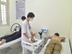 PHÁT TRIỂN Y HỌC CỔ TRUYỀN NÂNG CAO CHẤT LƯỢNG KHÁM CHỮA BỆNH