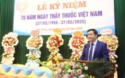 HUYỆN YÊN THỦY: KỶ NIỆM 70 NĂM NGÀY THẦY THUỐC VIỆT NAM