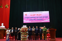 ỦY BAN NHÂN DÂN HUYỆN ĐÀ BẮC TỔ CHỨC GẶP MẶT KỶ NIỆM 70 NĂM NGÀY THẦY THUỐC VIỆT NAM