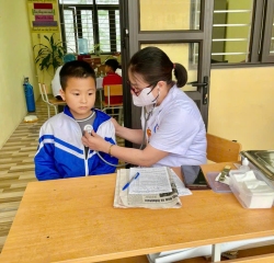 LẠC THUỶ TRIỂN KHAI TIÊM CHỦNG VẮC XIN PHÒNG, CHỐNG BỆNH SỞI