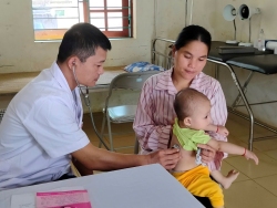 3.699 TRẺ ĐƯỢC TIÊM VẮC XIN PHÒNG, CHỐNG DỊCH SỞI ĐỢT 3